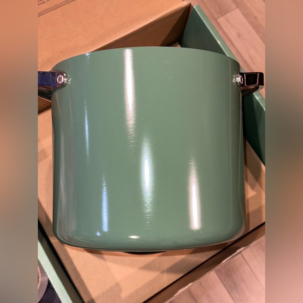 NEW $215 Caraway 12 qt Stock Pot With Lid Non-Stick Ceramic - Sage Green - Picture 7 of 12